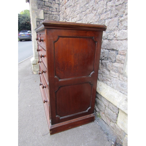 2287 - A large good quality Victorian mahogany chest of two short and four graduating long drawers, with ap... 