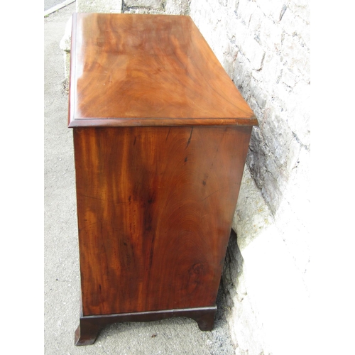 2638 - A 19th century mahogany chest of drawers with oval brass plate handles, raised on swept supports, 95... 