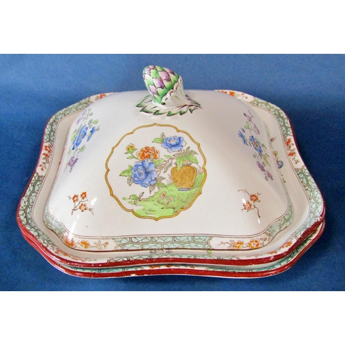 1005 - Copeland Late Spode dinner wares to include a serving dish, two serving tureens with one cover, a pa... 