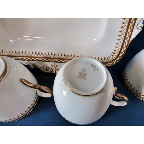 1011 - A Paragon Star pattern part tea service, comprising square serving dish, sugar bowl, milk, jug, eigh... 