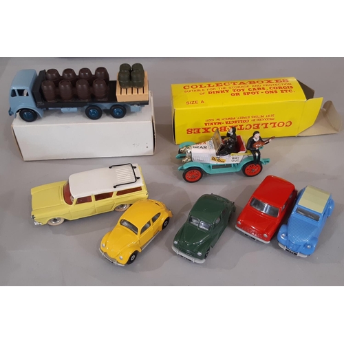 365 - A collection of boxed and unboxed model vehicles by Dinky, Corgi, Lesney and Matchbox including 'Din... 