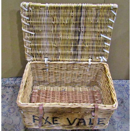 2271 - A large wicker work laundry basket