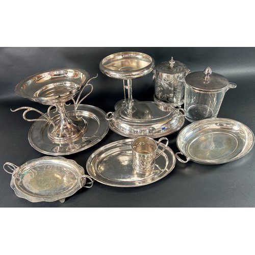 1161 - A mixed selection of good quality silver plate including cake stands, trays and dishes, tureens, ice... 