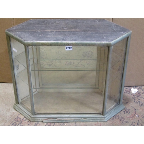 2212 - A 20th century British Cadbury shop advertising counter-top display case, 50cm high, 61 x 23cm