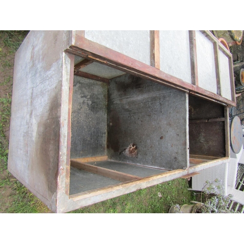 2062 - A large galvanised grain bin with hinged lid and two divisional interior, 175 cm long x 84 cm deep x... 