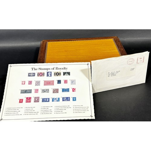 1176 - The stamps of Royalty Collection of  25 silver stamps, a limited edition 1996/10,000, housed in a ma... 