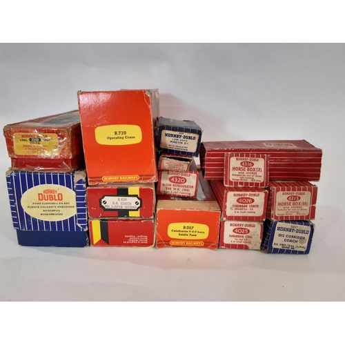 362 - Collection of 00 gauge Hornby rail models from 1960's/70's, most in original boxes  including Diesel... 