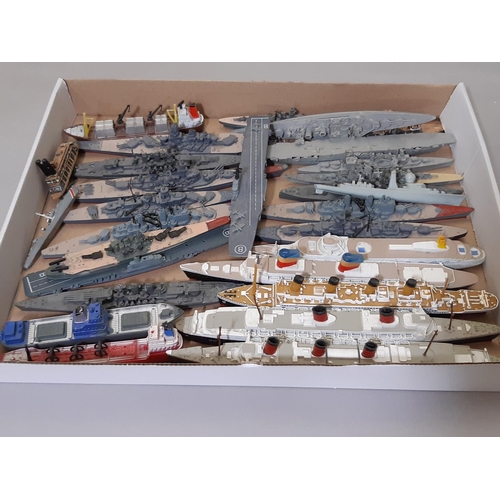 386 - Model Harbour and model ships including Triang Minic quays and breakwater straights, various cruise ... 