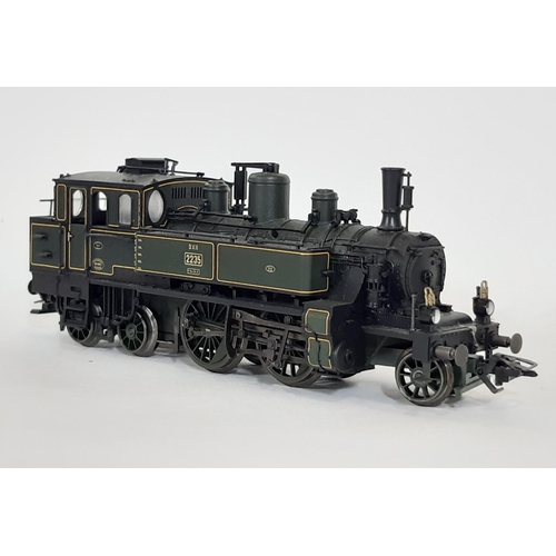 390 - Two boxed HO gauge locomotives by Trix comprising steam locomotive no 22839 and electric locomotive ... 