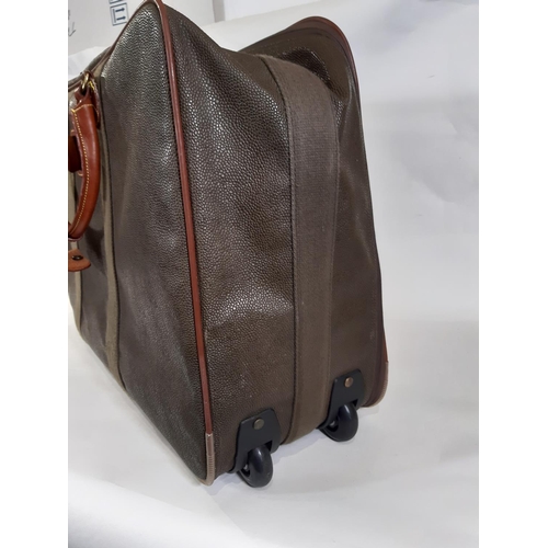 407 - Large Mulberry Scotchgrain soft sided holdall/ roll along suitcase with leather handles, zip opening... 