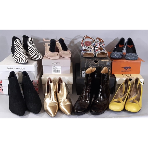 417 - A collection of ladies designer footwear  including Shoes by Paul Smith (41), boots by Tracey Neuls ... 