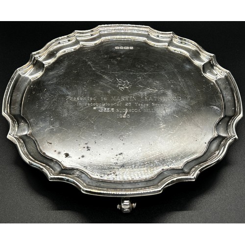 Silver presentation salver with engraved dedication, scallop shaped, raised on scrolled feet, Sheffield 1995, maker Elkington, 12oz approx