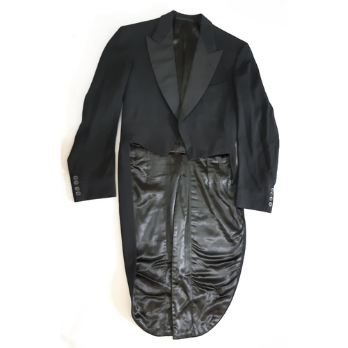 409 - Good quality vintage Hardy Amies / Hepworths  dinner suit in black wool with silk collar (for size s... 