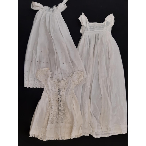 436 - Late 19th/ early 20th century textiles including a ladies silk bodice with pleated front panel, lace... 