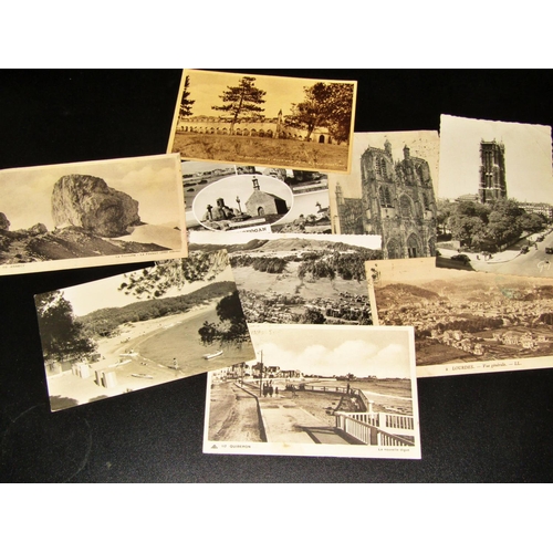 315 - Large mixed collection of postcards (unsorted and unused) covering a range of worldwide subjects, ma... 