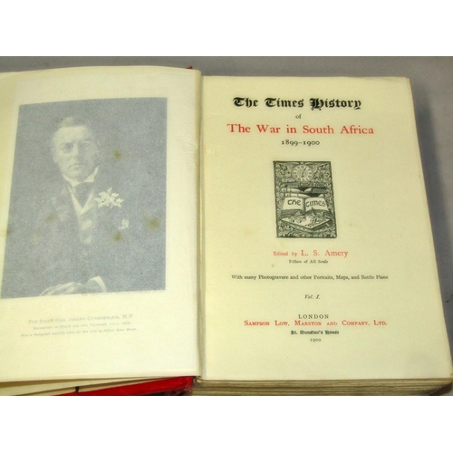 268 - Military Interest including South Africa War History 1899 - 1902 (6 volumes) The World in Crisis (19... 