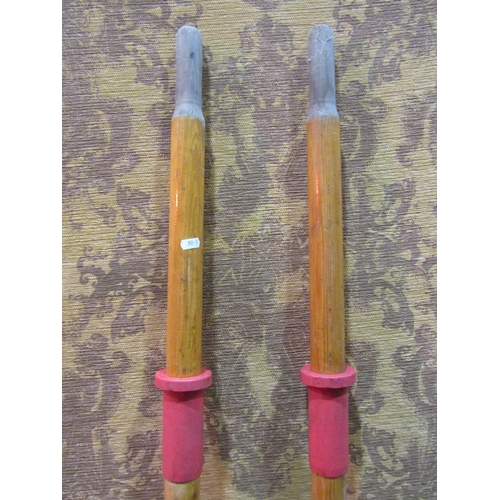 2143 - A pair of vintage rowing boat oars