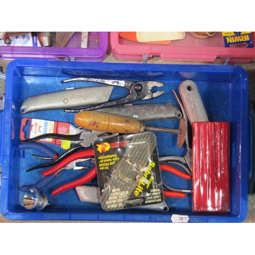 2180 - A quantity of contemporary hand tools