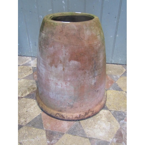 2086 - A weathered terracotta kale forcer (lacks lid) 38cm high