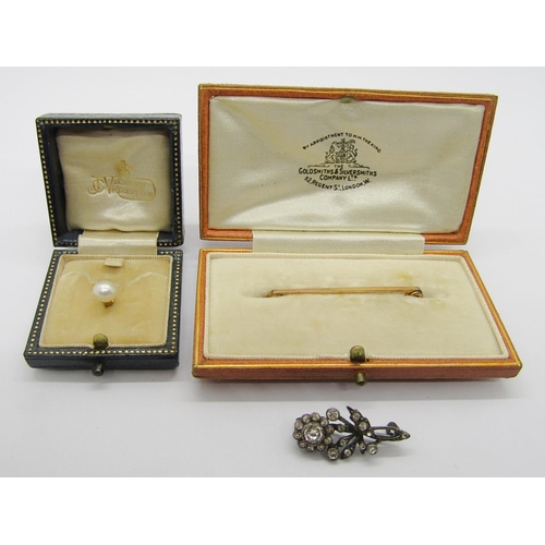 1366 - Group of antique jewellery comprising an 18ct pearl dress stud, maker 'WB', with fitted JC Vickery o... 