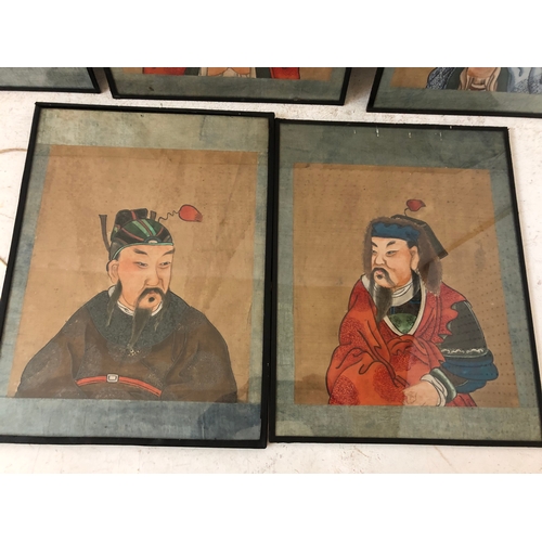 177 - Five Chinese portrait paintings of scholars, late Qing-Republic period, polychrome paint and ink on ... 