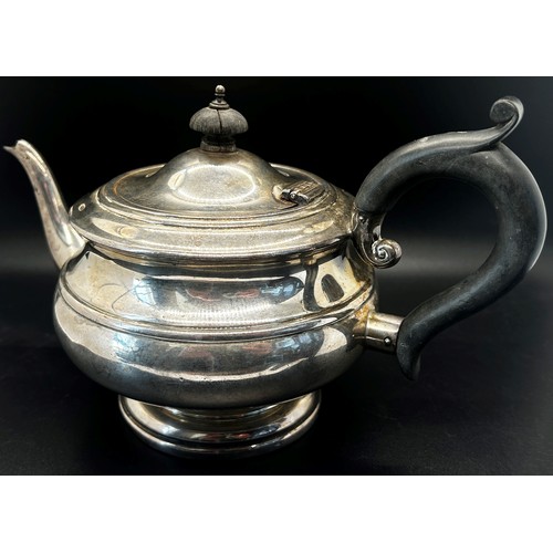 289 - A silver teapot, Birmingham 1931, handle as found, 13 ozs approximately