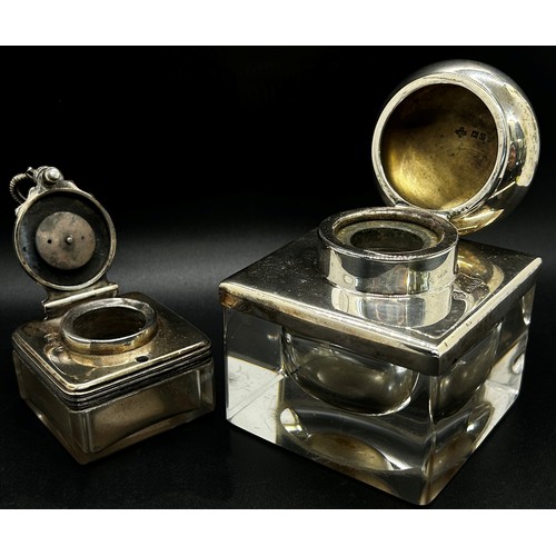 295 - A William IV silver travelling inkwell with a screw down lid, London 1828, maker Thomas Whitehead, t... 