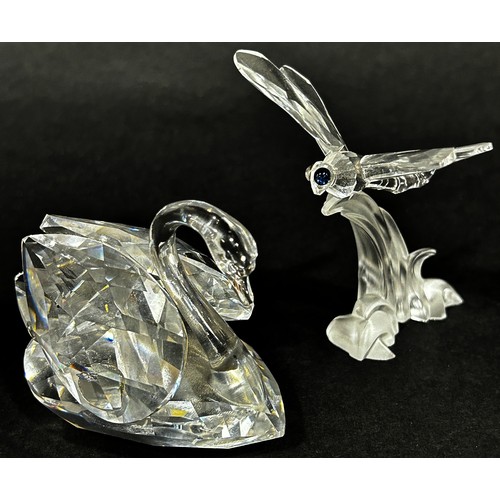 165 - Swarovski crystal ornaments including a mouse, a vase of roses, a row of three tulips, a petal head,... 