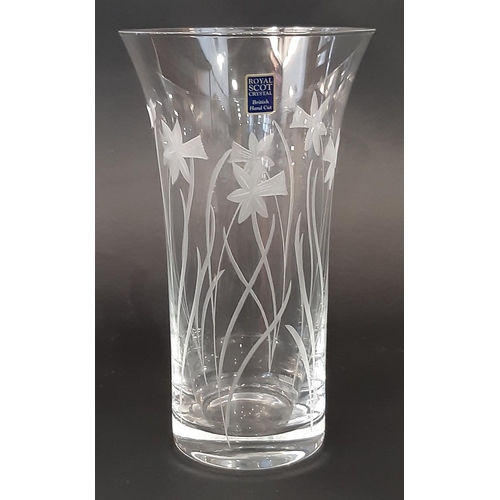 179 - A Royal Scot glass vase with etched daffodils, a pair of Stuart Crystal Champagne flutes all with bo... 