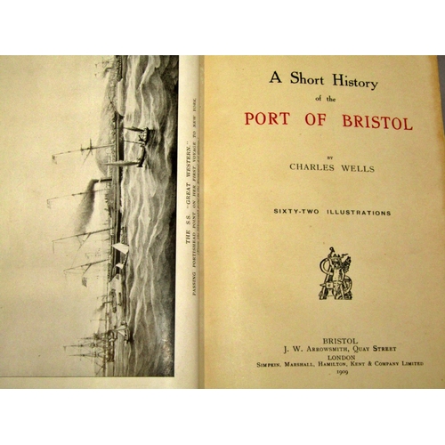 816 - Miscellaneous collection of books including local interest -  The Crisis of Naval War (1920) Westwar... 