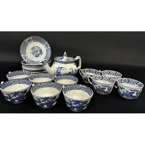 130 - Collection of Masons Old Chelsea blue and white tea ware, further part tea set, Mason's Ironstone ju... 