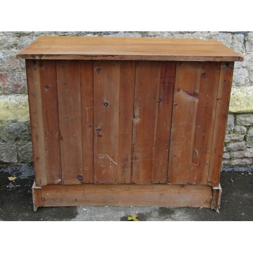 1132 - An Edwardian satin walnut bedroom chest of two long and two short drawers, 79cm high 92 x 46cm