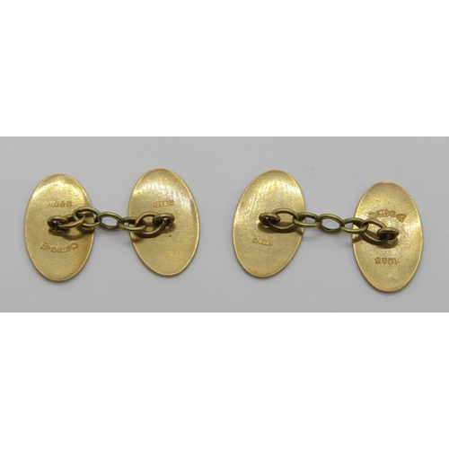 367 - Pair of 9ct engine turned cufflinks, maker 'H.G&S', Chester 1929, 3.8g