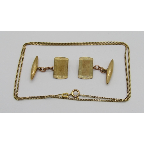 375 - Pair of 1960s 9ct cufflinks and a 9ct chain necklace, 7.5g total (3)