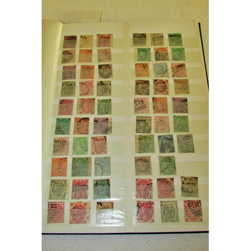 872 - A Great Britain collection housed in 2 stock books and SG printed album. QV-QE11 Large quantity of Q... 