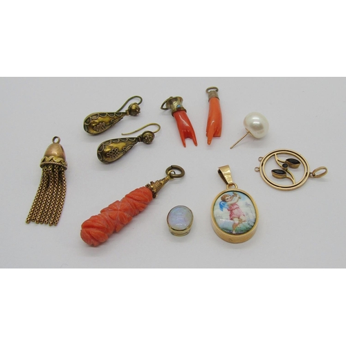 320 - Mixed collection of antique and later jewellery to include a pair of Aesthetic Movement type drop ea... 