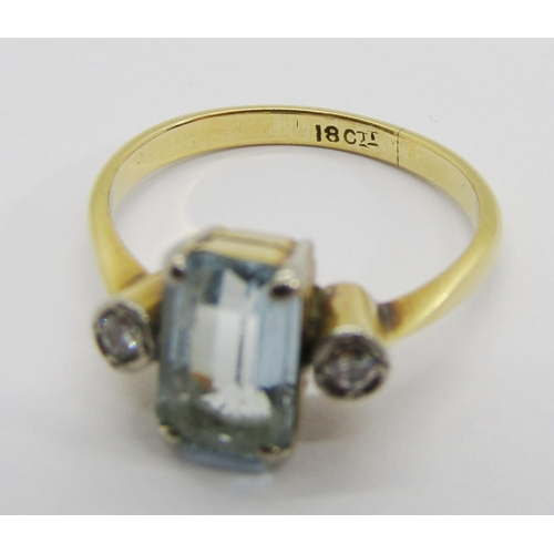 325 - Early 20th century 18ct emerald-cut aquamarine and diamond three stone ring, size J, 3.4g