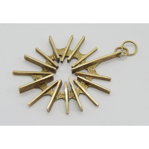 340 - Stylised vintage 9ct pendant, maker 'BM', Birmingham 1971, 12.8g