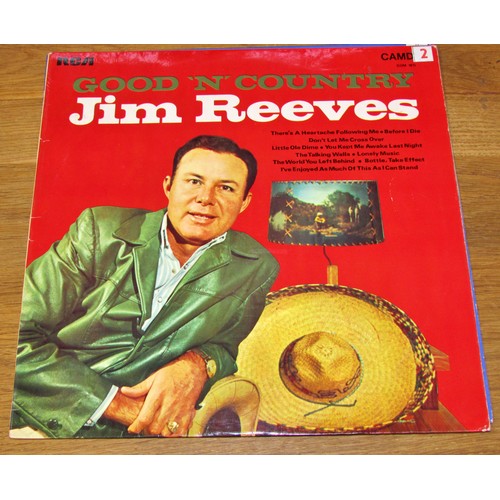 862 - Collection of easy listening LPs from the 50s and 60s to include Jim Reeves, Harry Secombe, Nat King... 