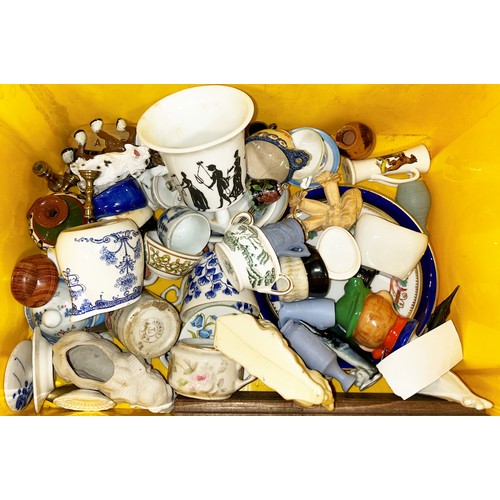 143 - Box of small 19th century ceramics to include miniature plates, cups, ornaments, etc