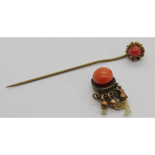 408 - Mixed collection of antique and vintage costume jewellery to include two coloured glass scent pendan... 