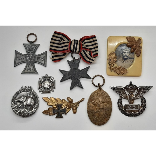 468 - Prussian / German WW1 period, an interesting group of medals etc to include an Imperial Elephant Ord... 