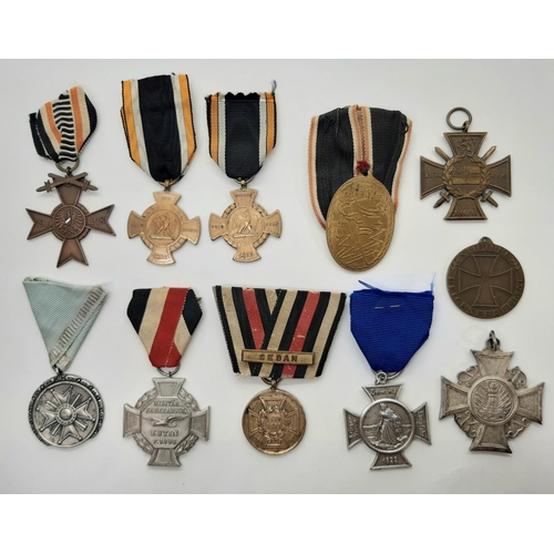 476 - An interesting mixed group of Prussian / WW1 period German medals / awards Imperial Prussian Flander... 