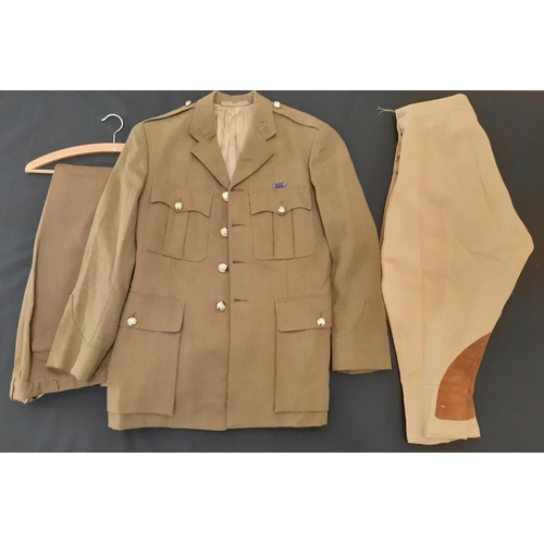 901 - Gloucestershire Regiment great coat dated 1946 with regimental buttons, together with breeches, post... 