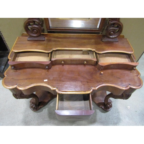 1173 - A Victorian mahogany Duchess dressing table 122 cm wide