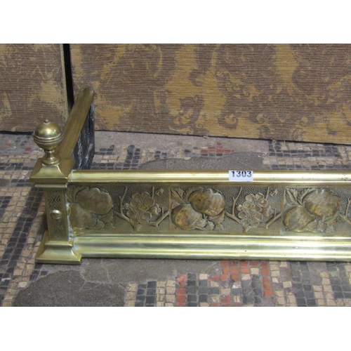 1303 - A late Victorian brass fender with embossed repeating fruiting vine detail, 21 cm (full height) x 12... 