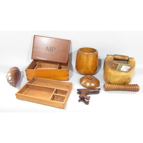 646A - A large collection of wooden items, including clogs, ducks, boxes, fruit bowl, jar, tribal figure et... 