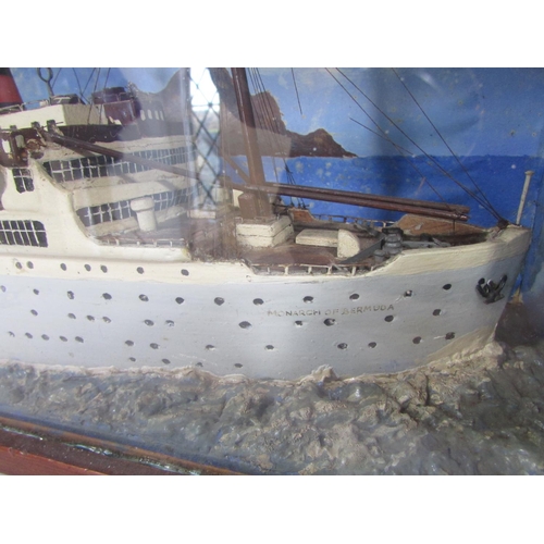 648 - A model of the cruise ship 