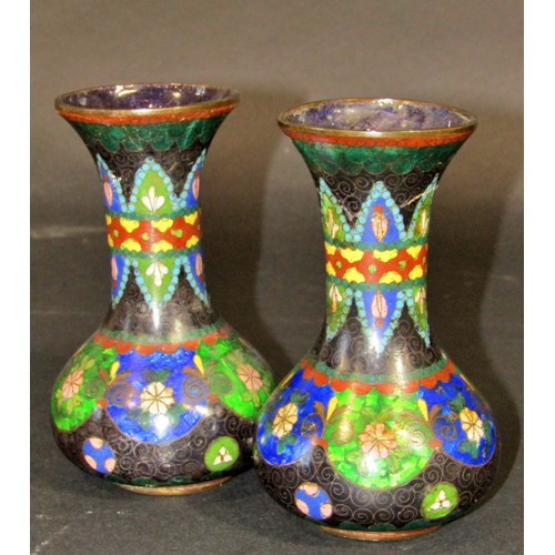 69 - Collection of cloisonné vases; two pairs and a single (5)