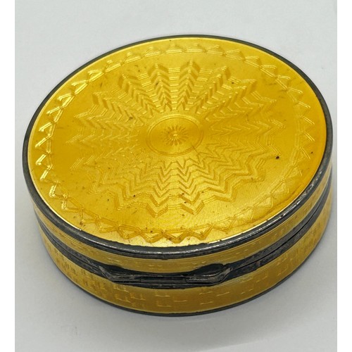 208 - Silver compact, yellow guilloche enamel, gilt interior, maker 'G.S' 1927